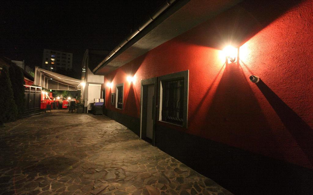 Penzion Skorpion Senec Exterior photo